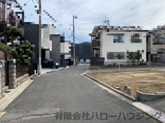 【前面道路含む現地写真】