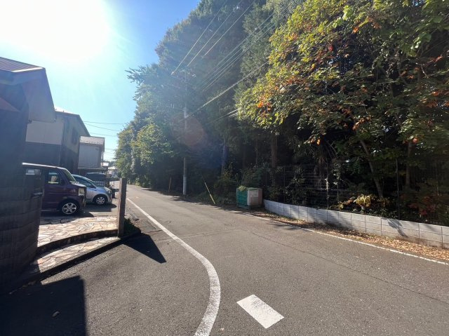 川越市かすみ野三丁目　建築条件なし売地　JR川越線『笠幡駅』徒歩20分　【霞ヶ関南小学区】の前面道路含む現地写真