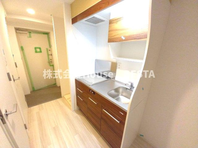 セレニテ神戸ミラクシュッドのキッチン