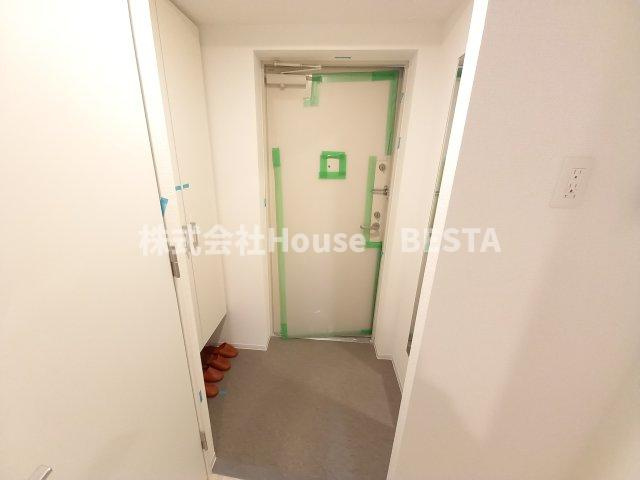 セレニテ神戸ミラクシュッドの玄関