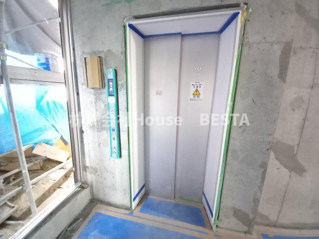 セレニテ神戸ミラクシュッドのロビー