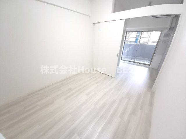 セレニテ神戸ミラクシュッドの居間・リビング