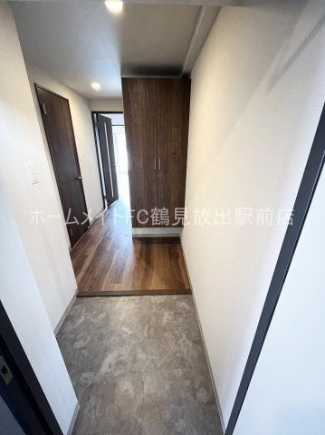 GARDENIA高井田の玄関