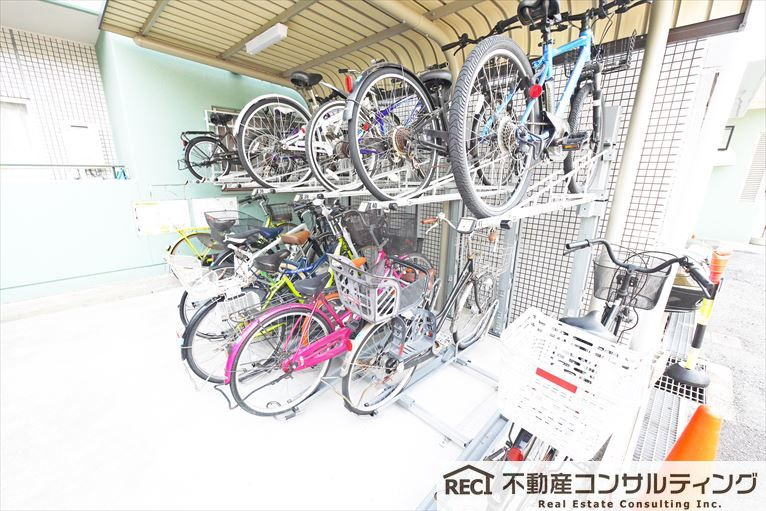 中山手セントポリアの周辺