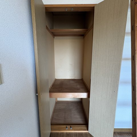 協和アパートの収納