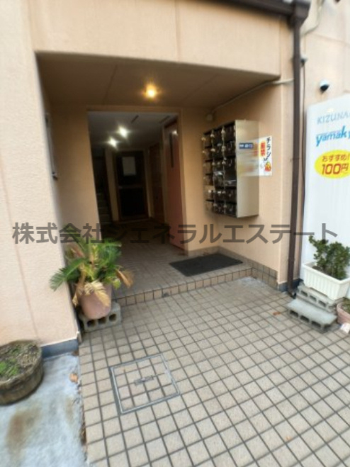 ラウレア門真のエントランス