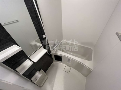 【浴室】 | セレニテ九条リアン