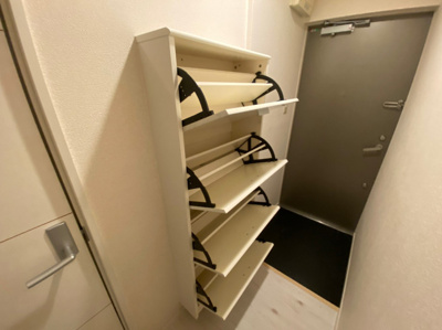 【収納】 | アハイブ箱崎駅前 | 別号室の写真になります。現況優先。