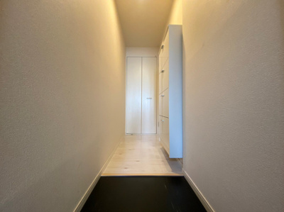 【玄関】 | アハイブ箱崎駅前 | 別号室の写真になります。現況優先。