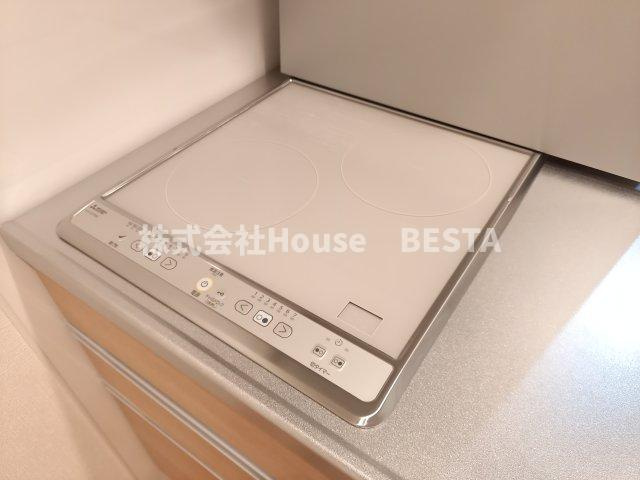 セレニテ神戸ミラクシュッドのキッチン