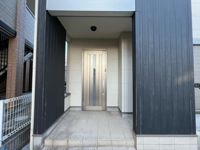 フジパレス戸建賃貸中野町のエントランス