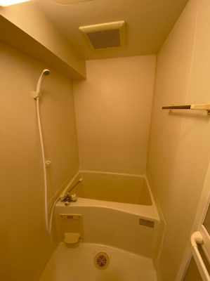 【浴室】 | エンクレスト奈良屋 | 別号室の写真になります。現況優先。