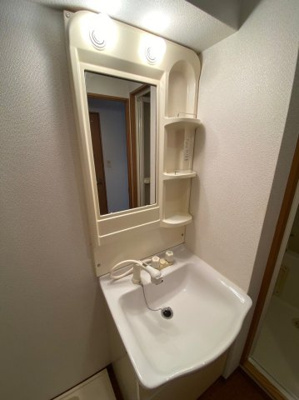 【洗面所】 | エンクレスト奈良屋 | 別号室の写真になります。現況優先。