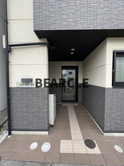【エントランス】 | KYOTO HOUSE東寺 | ゆとりのあるエントランスです