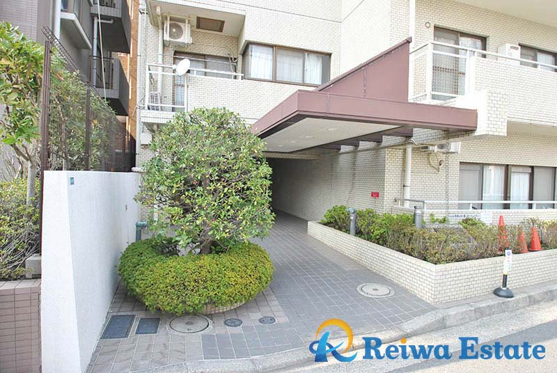 シャルマンコーポ茅ヶ崎第2のエントランス