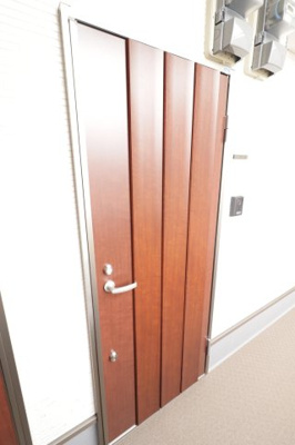 【玄関】 | シャレオ香椎Ⅲ | 別号室の写真になります。現況優先。