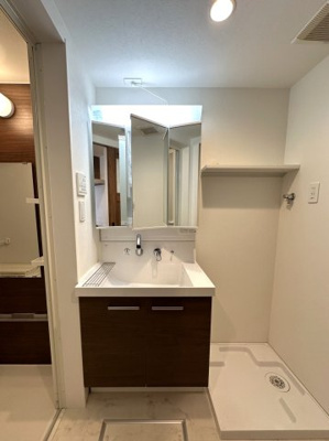 【洗面所】 | シャレオ香椎Ⅲ | 別号室の写真になります。現況優先。