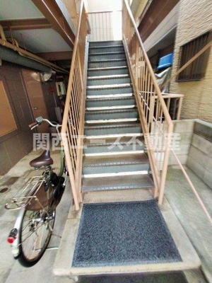 【エントランス】 | ハイネスト八戸ノ里