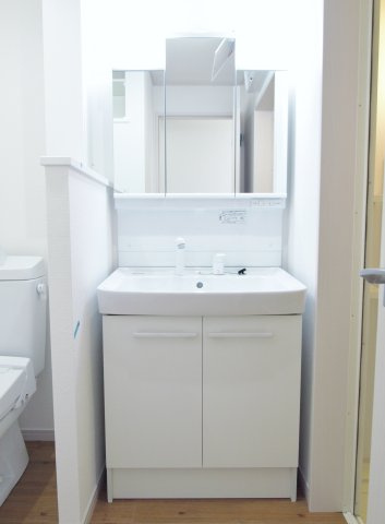 オフィーリアの独立洗面台