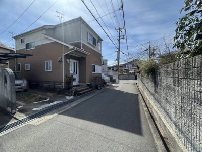 【前面道路含む現地写真】 | 箕面市瀬川１丁目　中古戸建