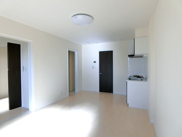 コージーコートの居間・リビング