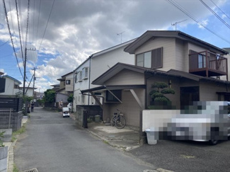 【前面道路含む現地写真】