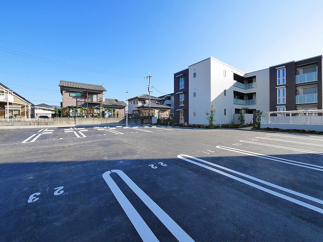 シャーメゾン　Ｋ四条大路の駐車場
