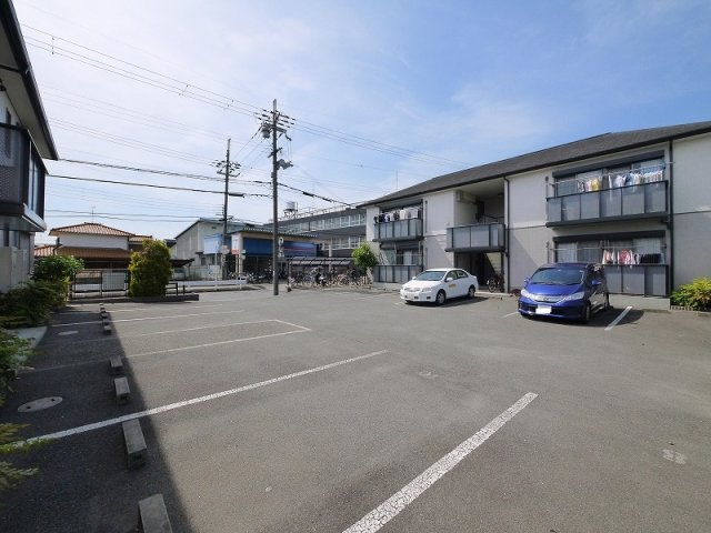 セントポーリアモータープールの駐車場