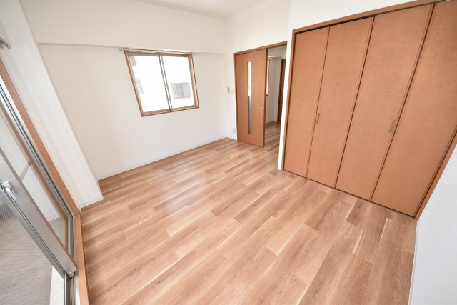 タウンコートサイワイチョウ