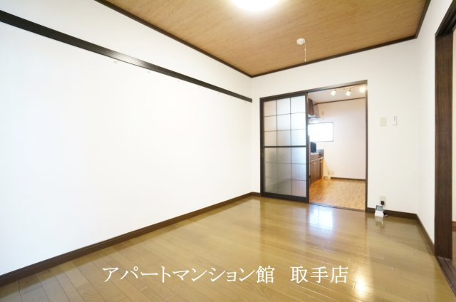 リバーハイツの居間・リビング