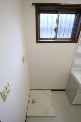 【設備】 | フジパレス戸建賃貸中野町 | 室内洗濯機置き場