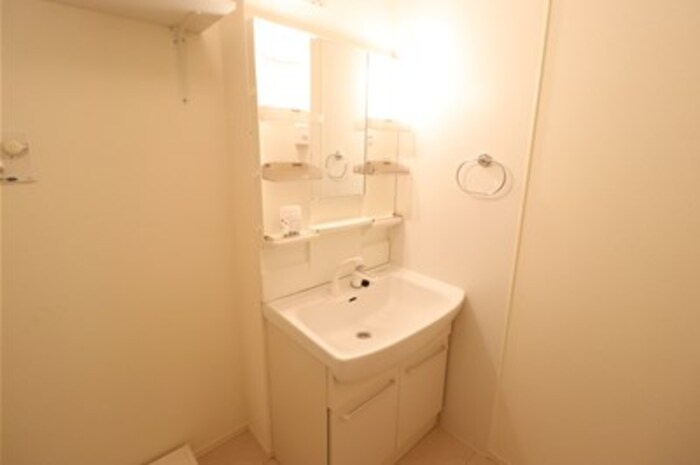 ステラ前ヶ崎の独立洗面台|独立洗面化粧台が付いています