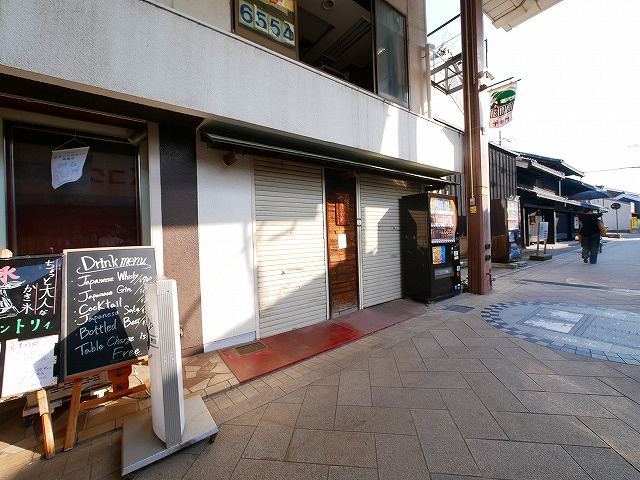 御門ビルの外観