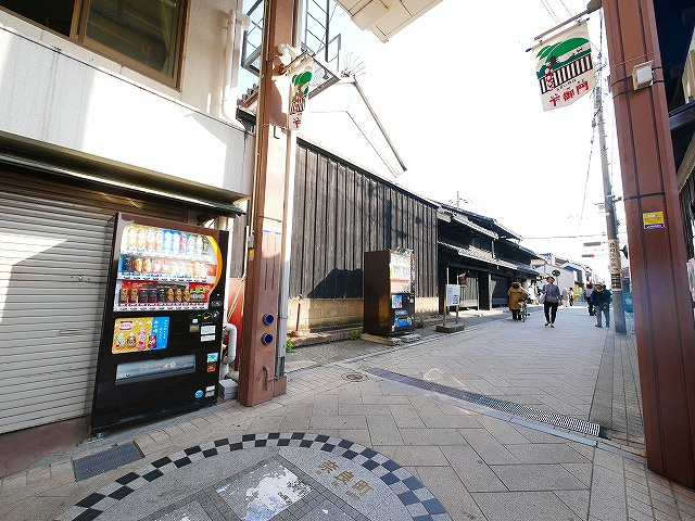 御門ビルの外観