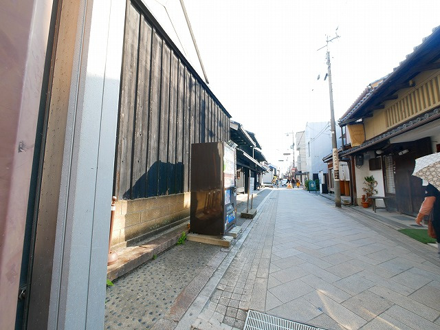 御門ビルの外観