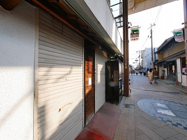 御門ビルの外観