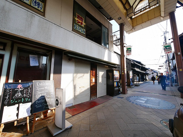 御門ビルの外観