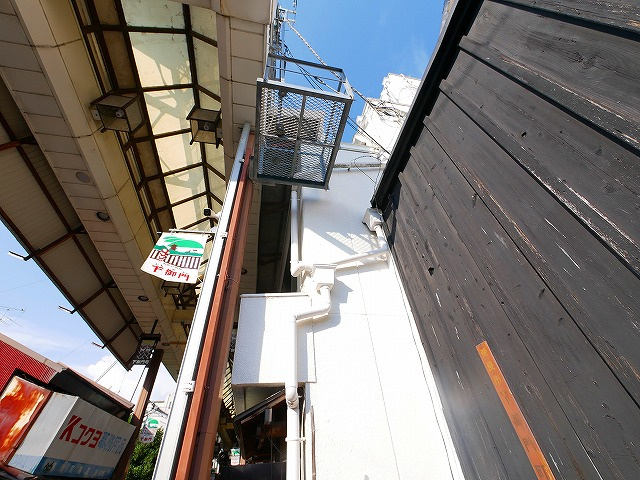 御門ビルの外観