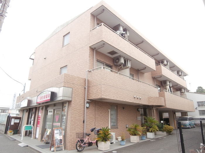 メゾンユウユウの外観