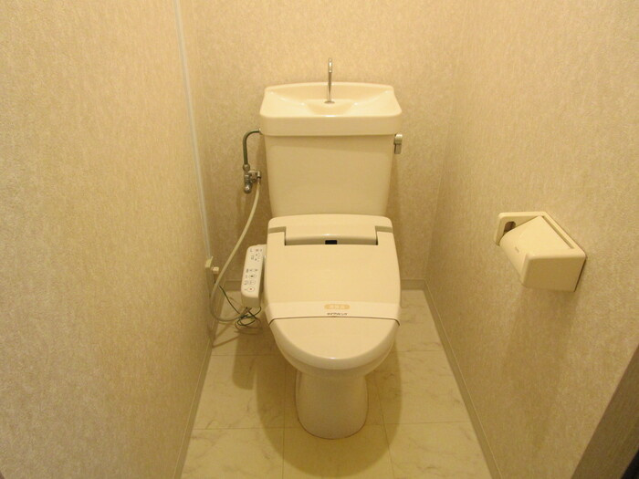 エムズ・アーク A棟のトイレ