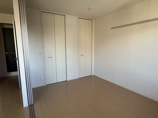 ロイヤルハイツの居間・リビング