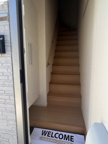 ロイヤルハイツの玄関