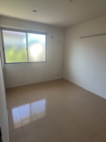 ロイヤルハイツの居間・リビング