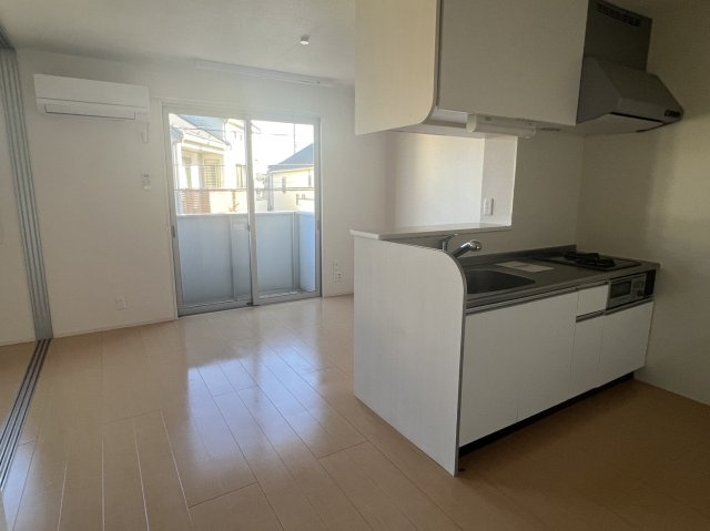 ロイヤルハイツの居間・リビング