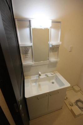 【洗面所】 | 仲介手数料半額！HPには初期費用掲載！「プライスホーム」で検索！RIVAGE箱崎東