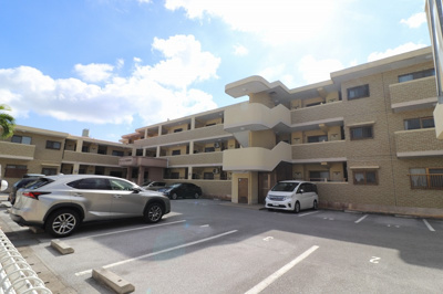 【外観】 | サントピア首里城西