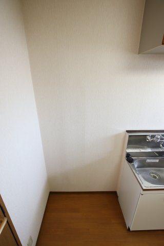 【その他】 | エレガントハイツ | 冷蔵庫スペース