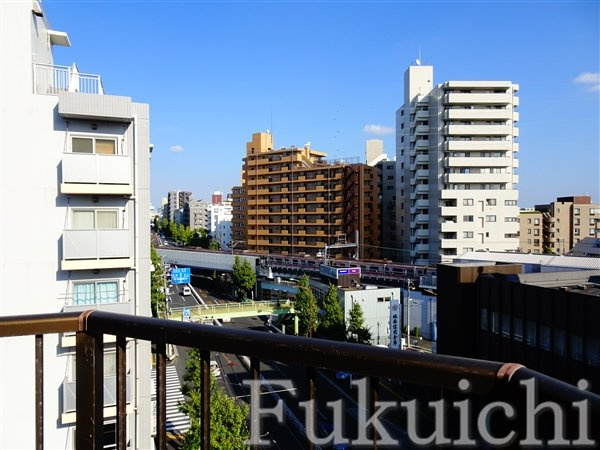 モナークマンション都立大の展望