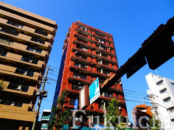 モナークマンション都立大の外観