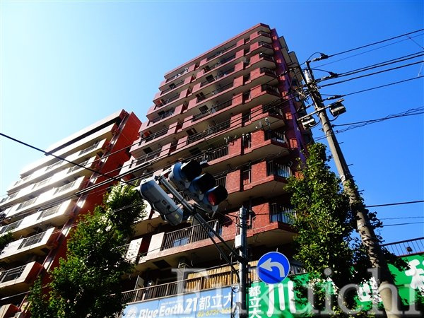 モナークマンション都立大の外観